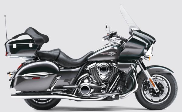 Kawasaki Vulcan 1700 Voyager разполага с 1700-кубиков V-образен двигател с мощност от 82 конски сили. Отличен за магистралата.

Vulcan 1700 Voyager включва много допълнителни функции, които го правят желан за дълги разстояния. На първо място, той идва предварително оборудван с предно стъкло и круиз контрол. Също така разполага с интегриран багаж и задна кутия, която може да побере две каски. Има стъпенки на мястото на традиционните колчета за крака, което води до значително подобрен комфорт при дълги карания, плюс облегалка за пътника. 

По отношение на технологията, Vulcan 1700 Voyager не разочарова. Той разполага с ABS спирачки и медийна система с вградени високоговорители. Също така предлага възможност за интегриране и добавяне на SiriusXM и навигационни аудио подкани.

Базовият модел Vulcan се смята за един от най-надеждните мотоциклети на Kawasaki, създавани някога . Моделът от 2024 г. започва от $19 799 на западните пазари, докато употребяваните струват от няколко хиляди до почти същата цена като новата версия.